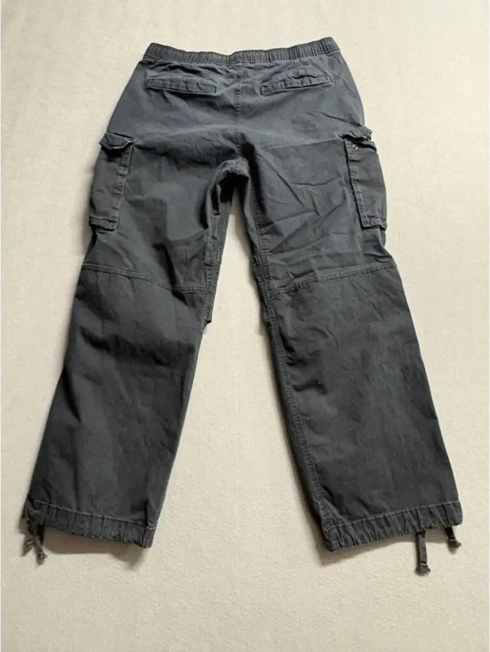 H&M Relaxed Fit Cargo Pants Mens Medium Gray Cotton Blend Drawstring Jogger